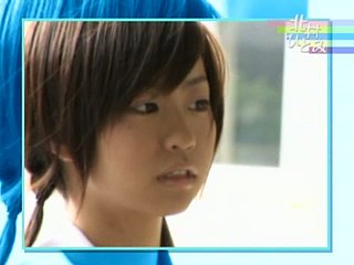Downcast japonais étudiant poussin hitomi kitamura dans daughter maillot de bain serré