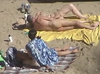 Dandyish Paar Op Het Beach