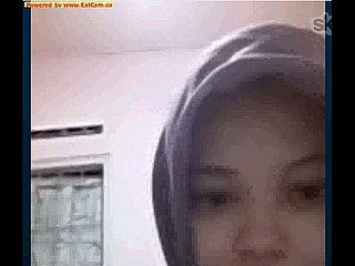 battle-axe malaysian hijab 1